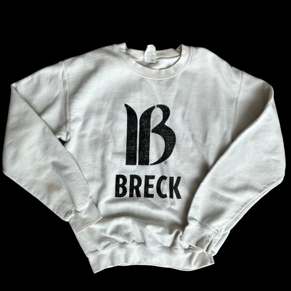 Gildan Tops - ‘Breck’ white and black sweatshirt size small